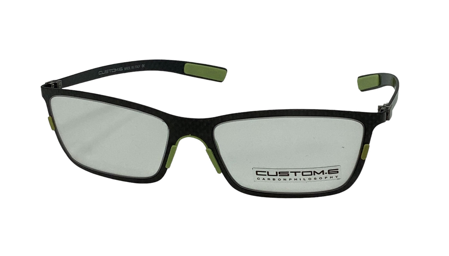 Custom.6 C208